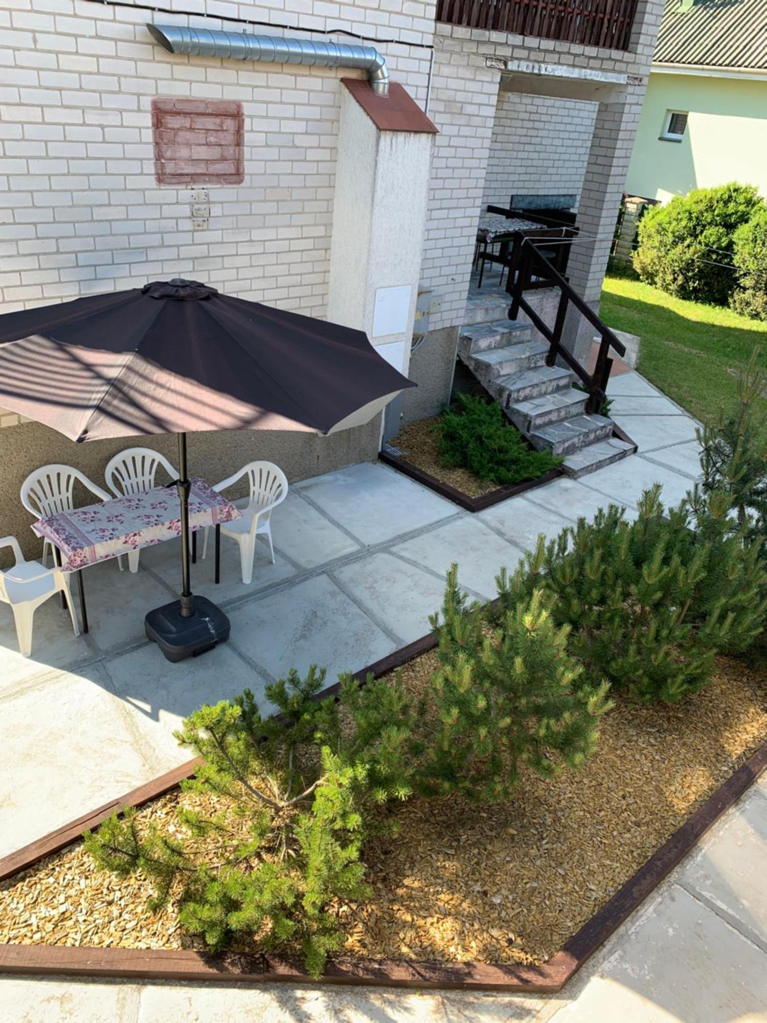 Guesthouse Sveciuose Pas Grazina 팔랑가 외부 사진